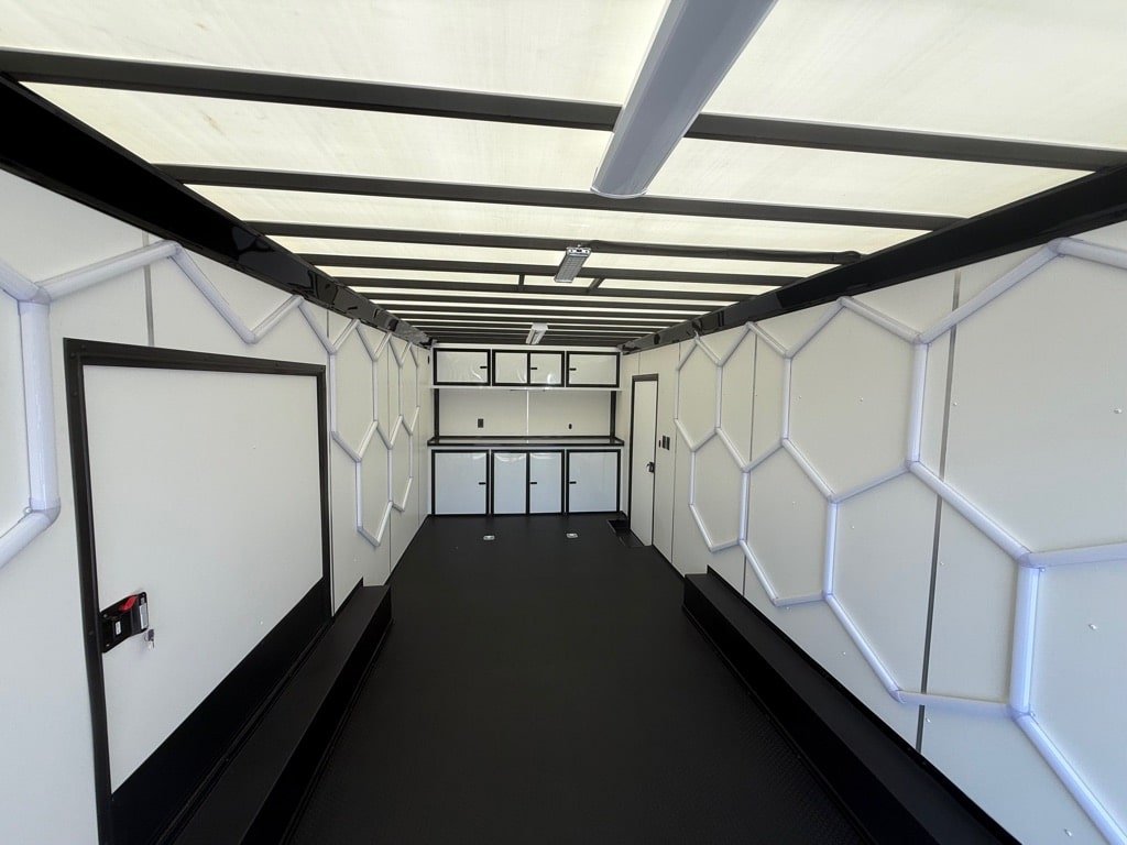 Trailers / 2027 PACE AMERICA 8.5X24 PURSUIT T159580