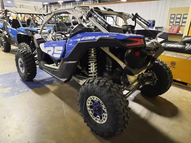 2023 Can-Am® Maverick X3 X rs Turbo RR Intense Blue / Carbon Black / Chalk Grey - Image 5