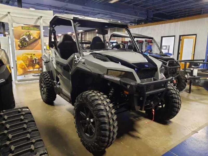 2023 Polaris® General XP 1000 Premium - Image 4